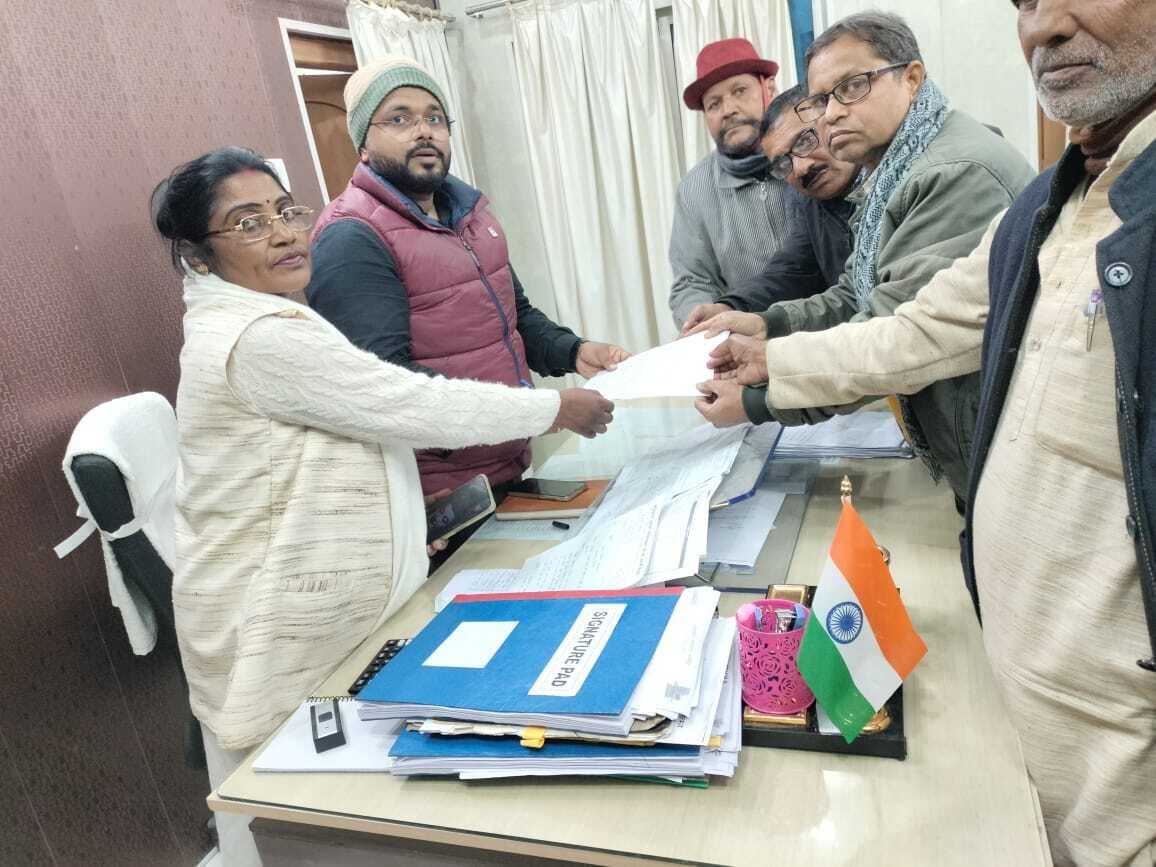 hajipur news. गंभीर समस्या से गुजर रहे हैं किसान-मजदूर