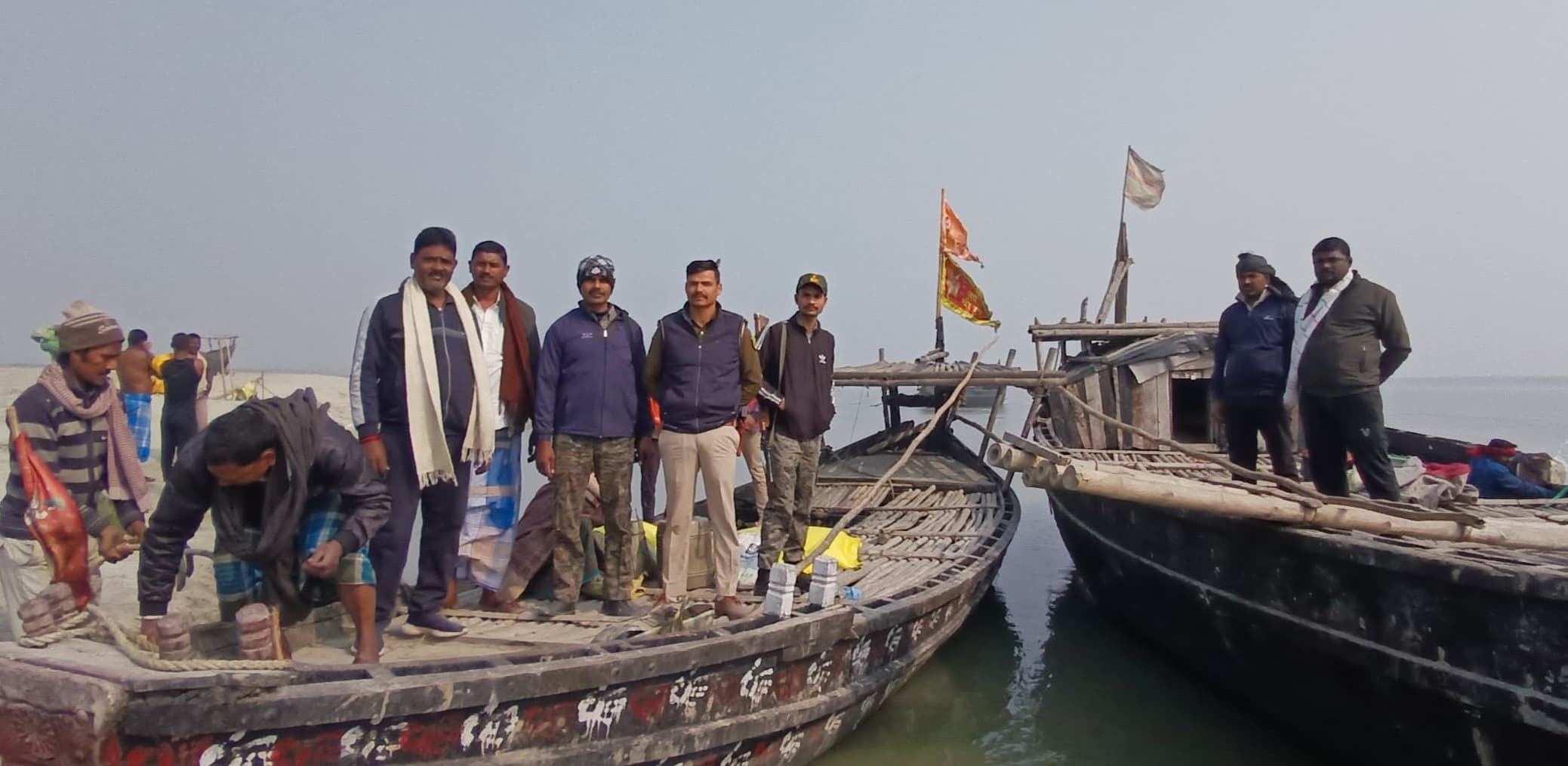 जरलाही में पुलिस ने फसल क्षति करने वालों को किया खबरदार