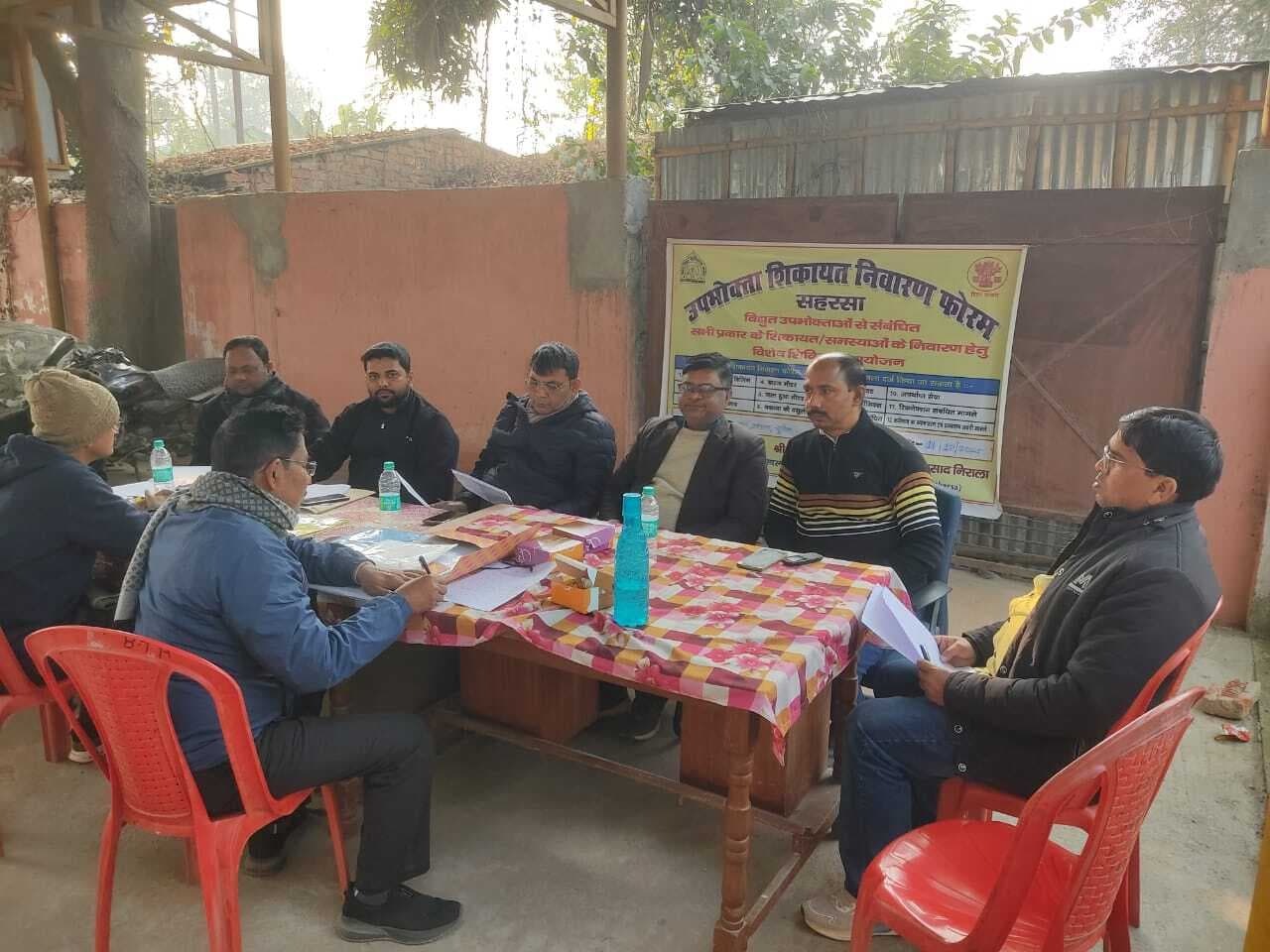 बिजली से संबंधित समस्याओं के लिए लगा कैंप कोर्ट