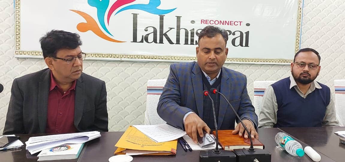 प्रगति यात्रा को लेकर लंबित कार्यों को शीघ्र करें पूरा: डीएम