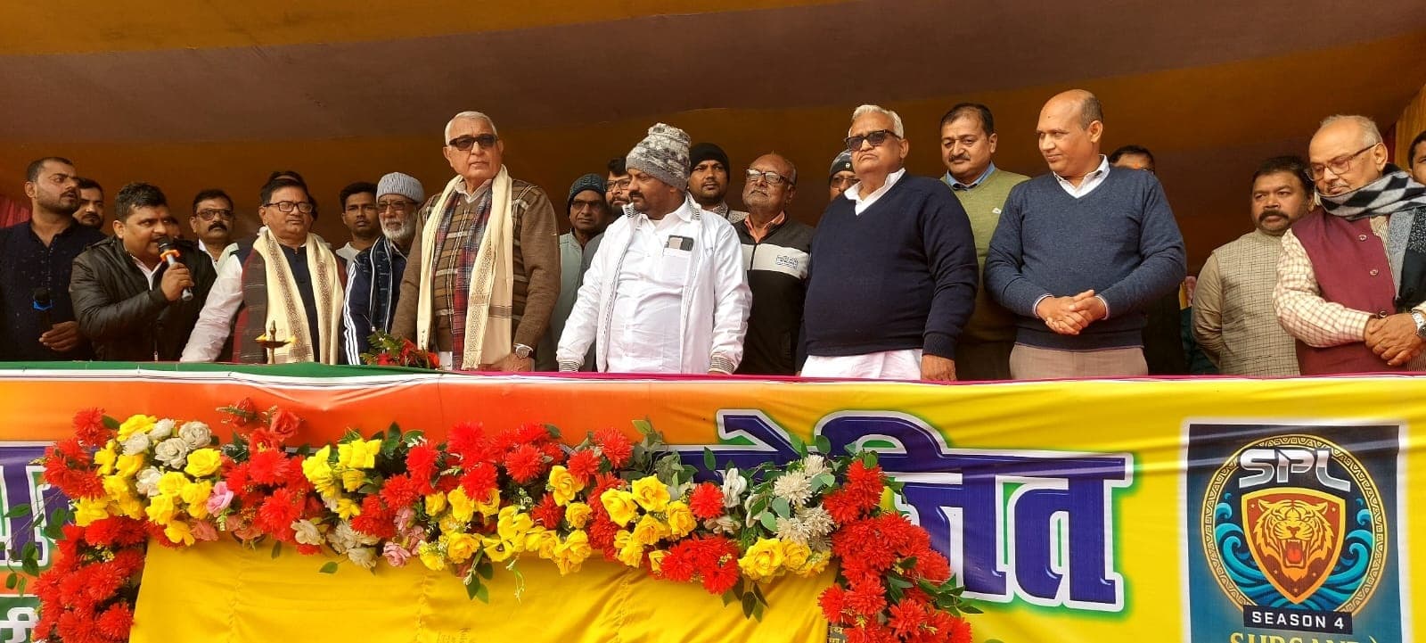 टी-20 क्रिकेट टूर्नामेंट में रुन्नीसैदपुर की टीम ने नेपाल की टीम को हराया