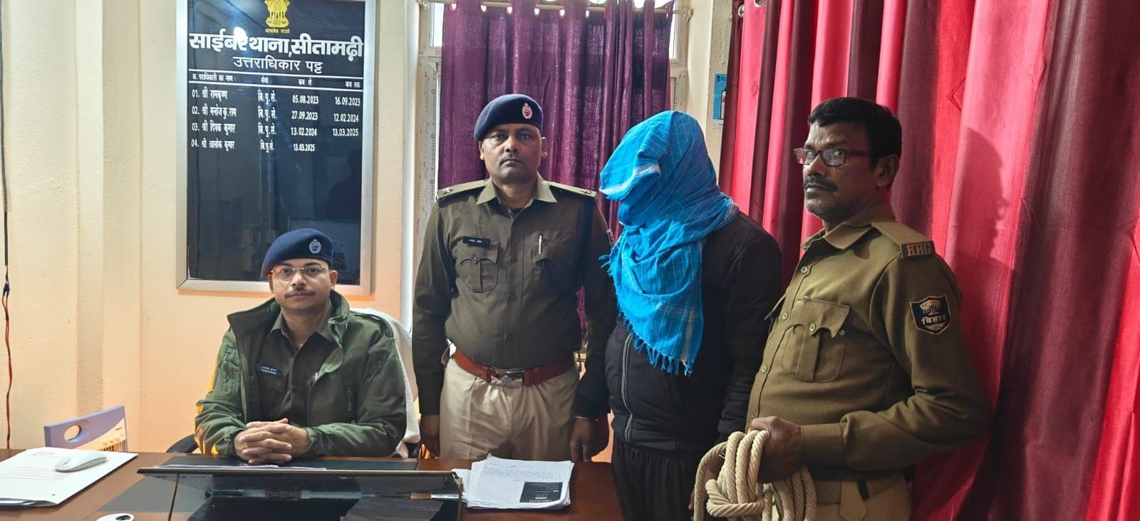 फर्जी फेसबुक आईडी बनाकर बहनों की तस्वीरें कीं वायरल, साइबर पुलिस ने आरोपी को दबोचा