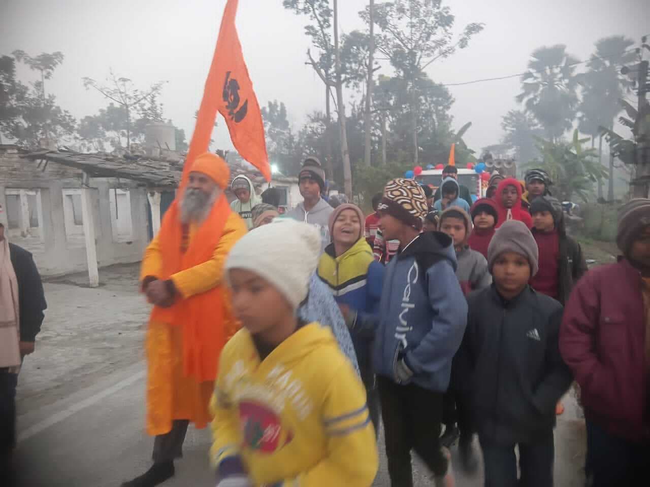 hajipur news. अखंड पाठ साहिब से गुरु गोविंद सिंह का 359वां प्रकाश उत्सव शुरू