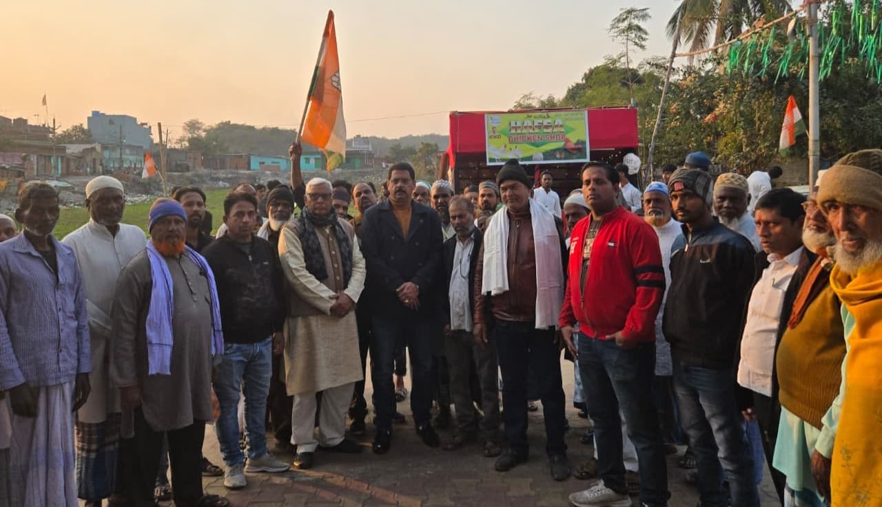 Dhanbad News: मनरेगा बचाओ संग्राम के तहत कांग्रेस ने किया जनसभा का आयोजन