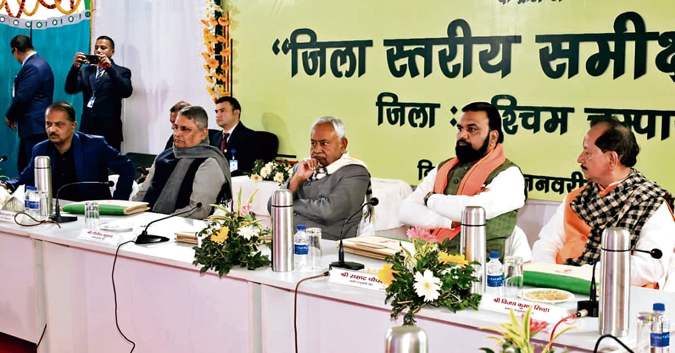 आम जन को दफ्तरों के चक्कर न लगाने पड़ें, इसके लिए तत्पर रहे अधिकारी: मुख्यमंत्री