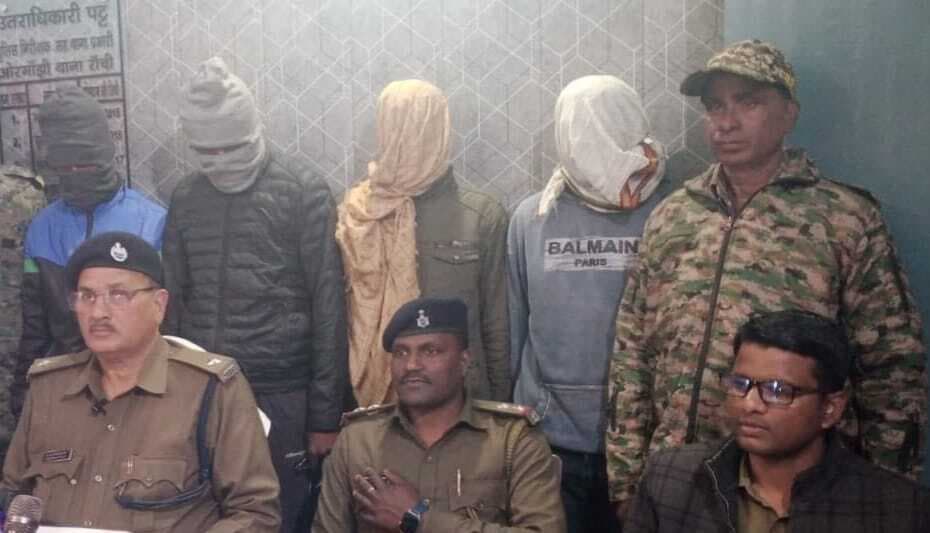 बस जलाने के आरोप में चार आरोपियों को जेल