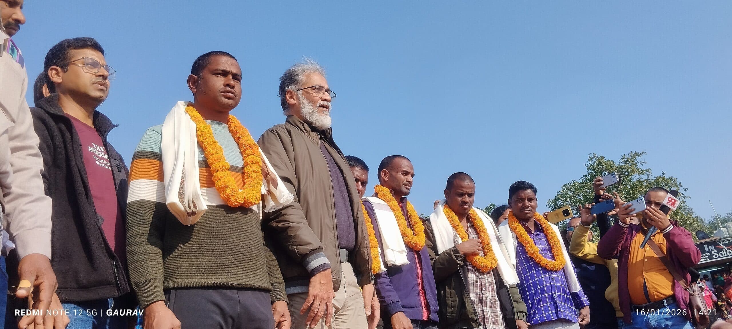 Giridih News :जन संकल्प सभा में नाइजर से लौटे मजदूर सम्मानित