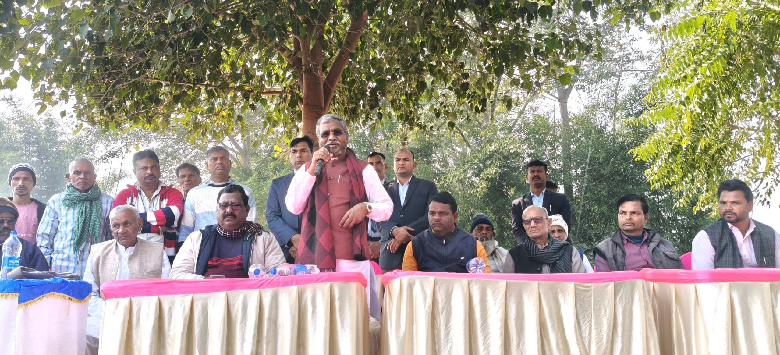 Giridih News :ग्रामीणों की उपजाऊ भूमि छीनी गयी, विस में उठायेंगे आवाज : बाबूलाल मरांडी