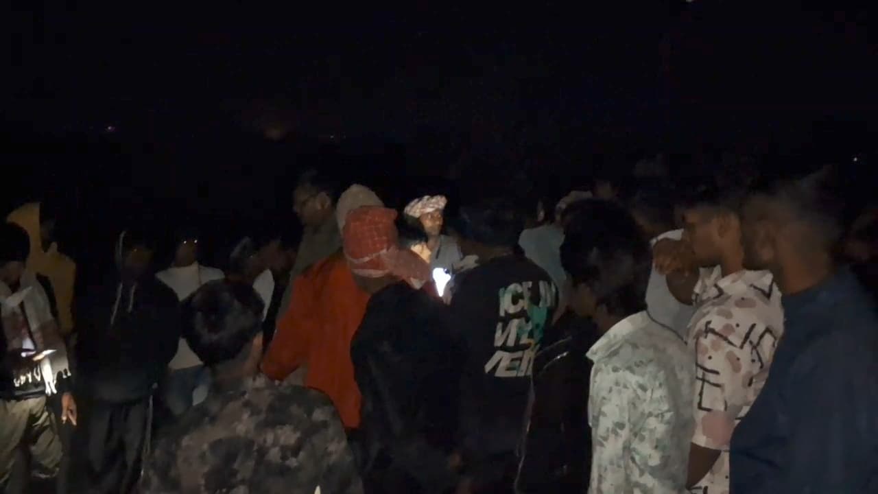 शौच के लिये गये मजदूर की पानी भरे गड्ढे में डूबने से मौत