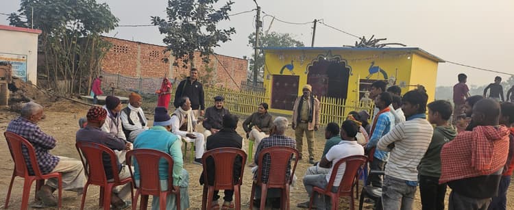 सरस्वती पूजा को लेकर हुई शांति समिति की बैठक, डीजे पर रहेगा प्रतिबंध