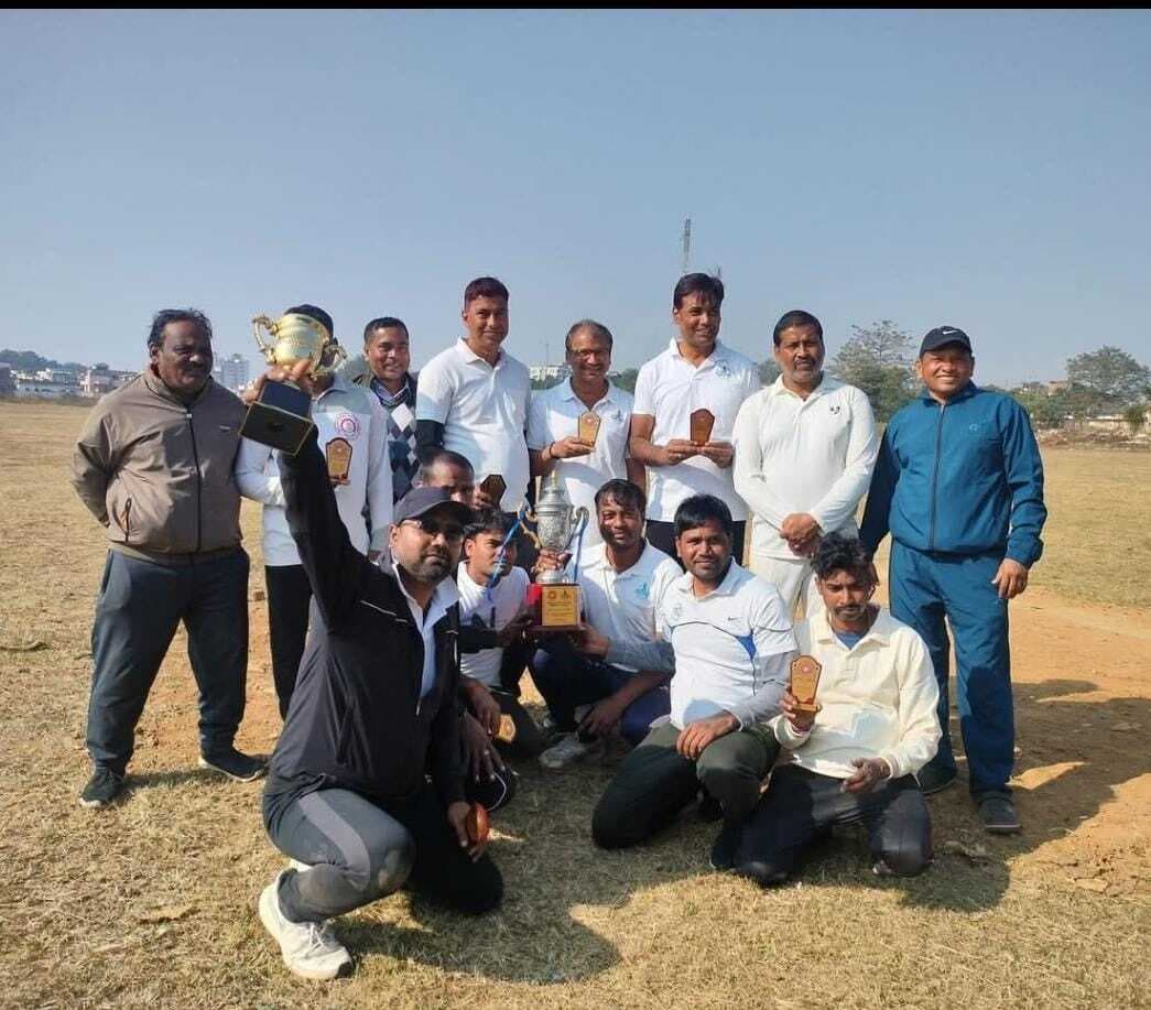 Deoghar news : 14 साल पुरानी फैकल्टी क्रिकेट लीग पहली बार देवघर में, पांच टीमों के बीच होंगे 10 मुकाबले