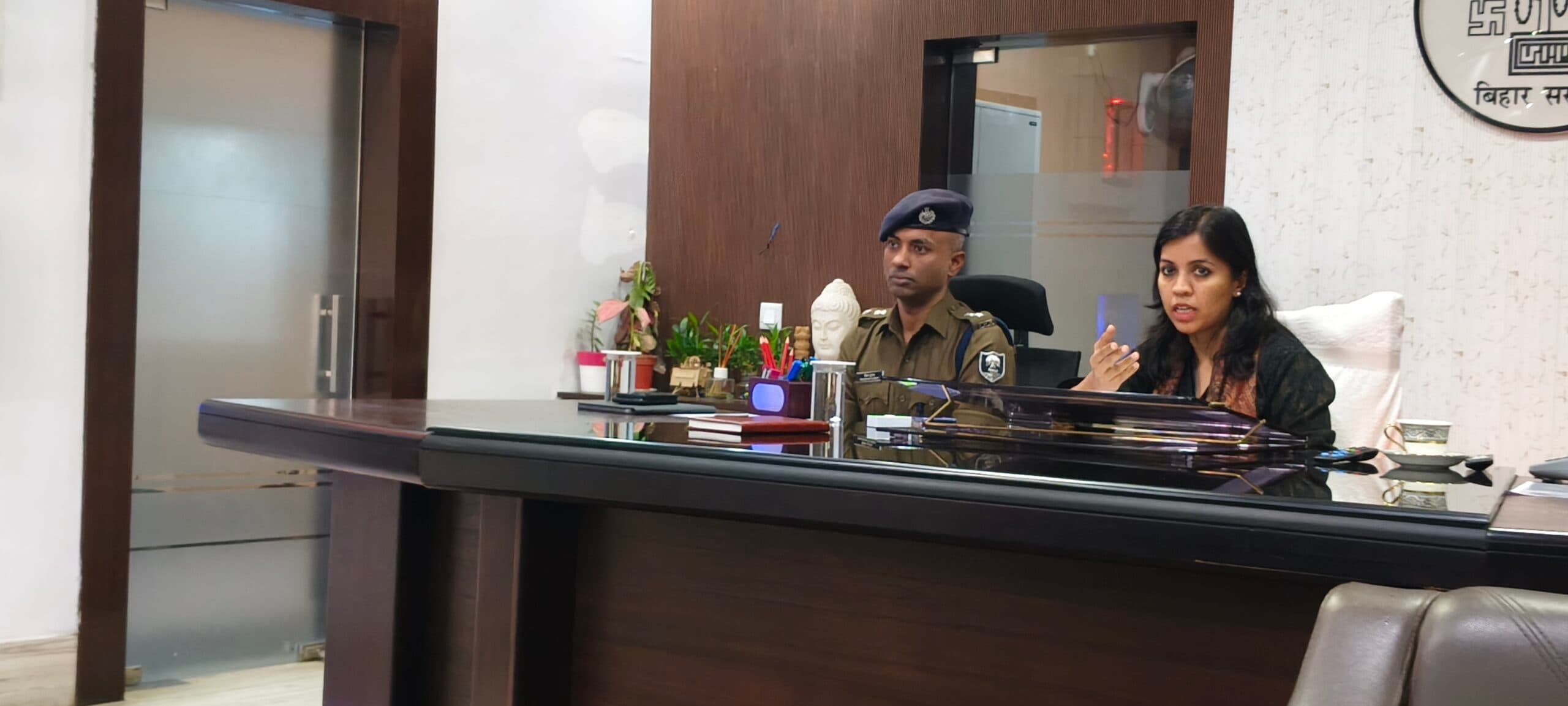 जनता दरबार के लिए कर सकते हैं ऑनलाइन आवेदन, ट्रैकिंग की भी सुविधा