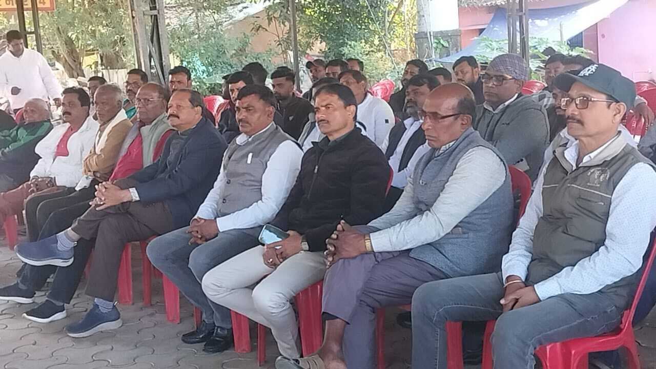 महाशिवरात्रि पर विशेष पूजा व अखंड कीर्तन करने का निर्णय