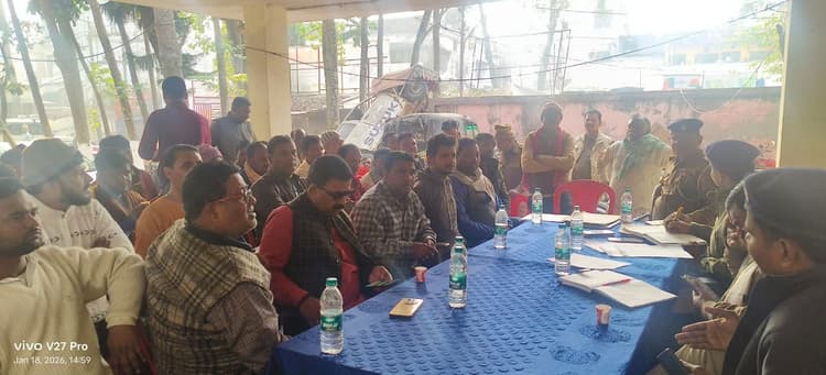 निर्धारित तिथि से पूर्व अपना लाइसेंस बनावा लें, पूजा व जुलूस के दौरान डीजे बजाने पर पूर्ण रुप से प्रतिबंध रहेगा