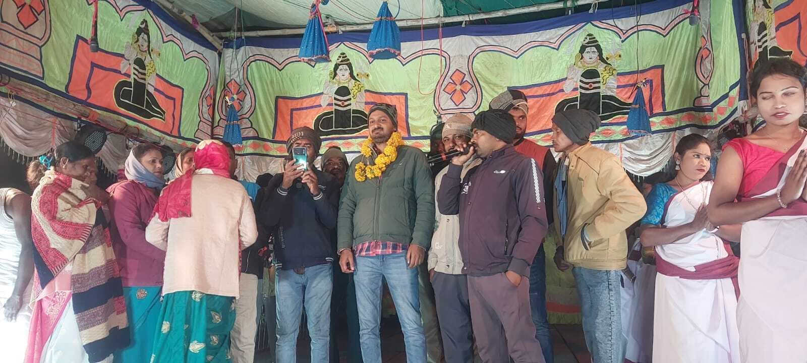 रास मेले में दिखी संताली संस्कृति की झलक