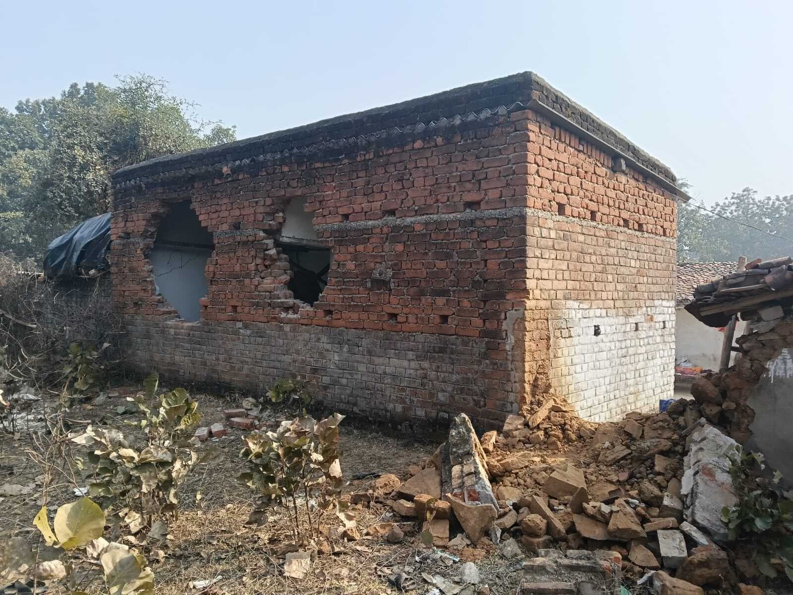 Giridih News :पीरटांड़ क्षेत्र में हाथी का आतंक, कई गांवों में तोड़फोड़ से दहशत