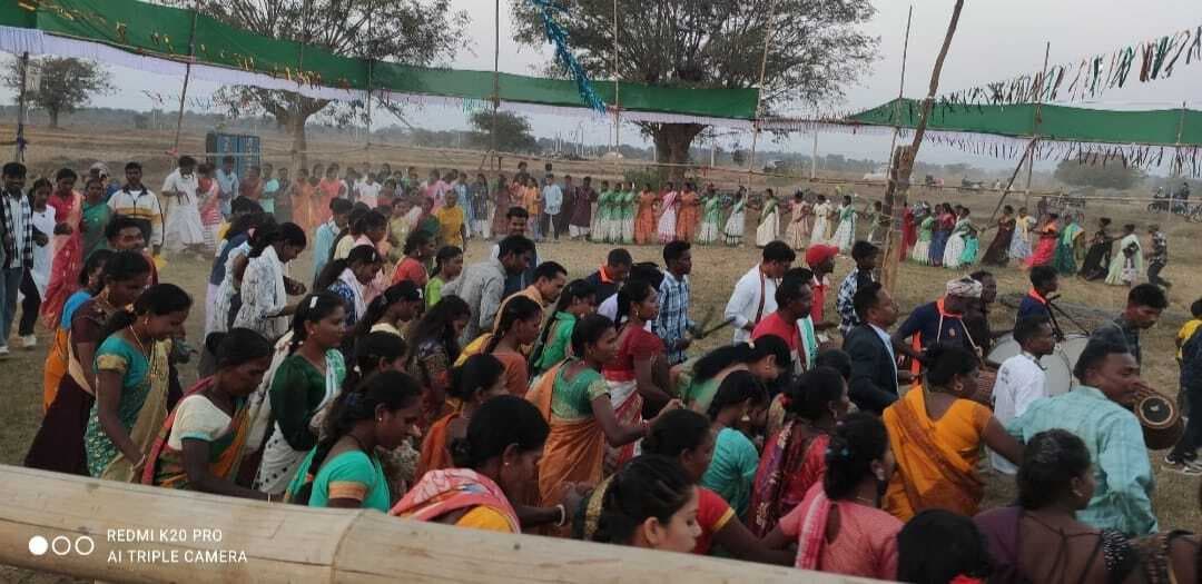 Chaibasa News : श्रद्धा, उत्साह व लोक परंपरा का संगम