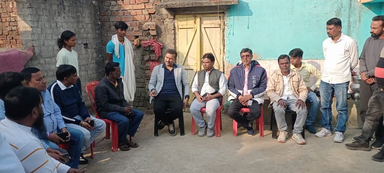 East Singhbhum News : प्रशासन की निष्क्रियता से तारापद की गयी जान : सुदेश