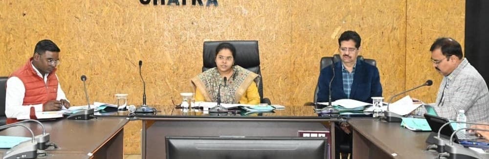 जिले के 25 प्रधानाध्यापकों से मांगा गया स्पष्टीकरण