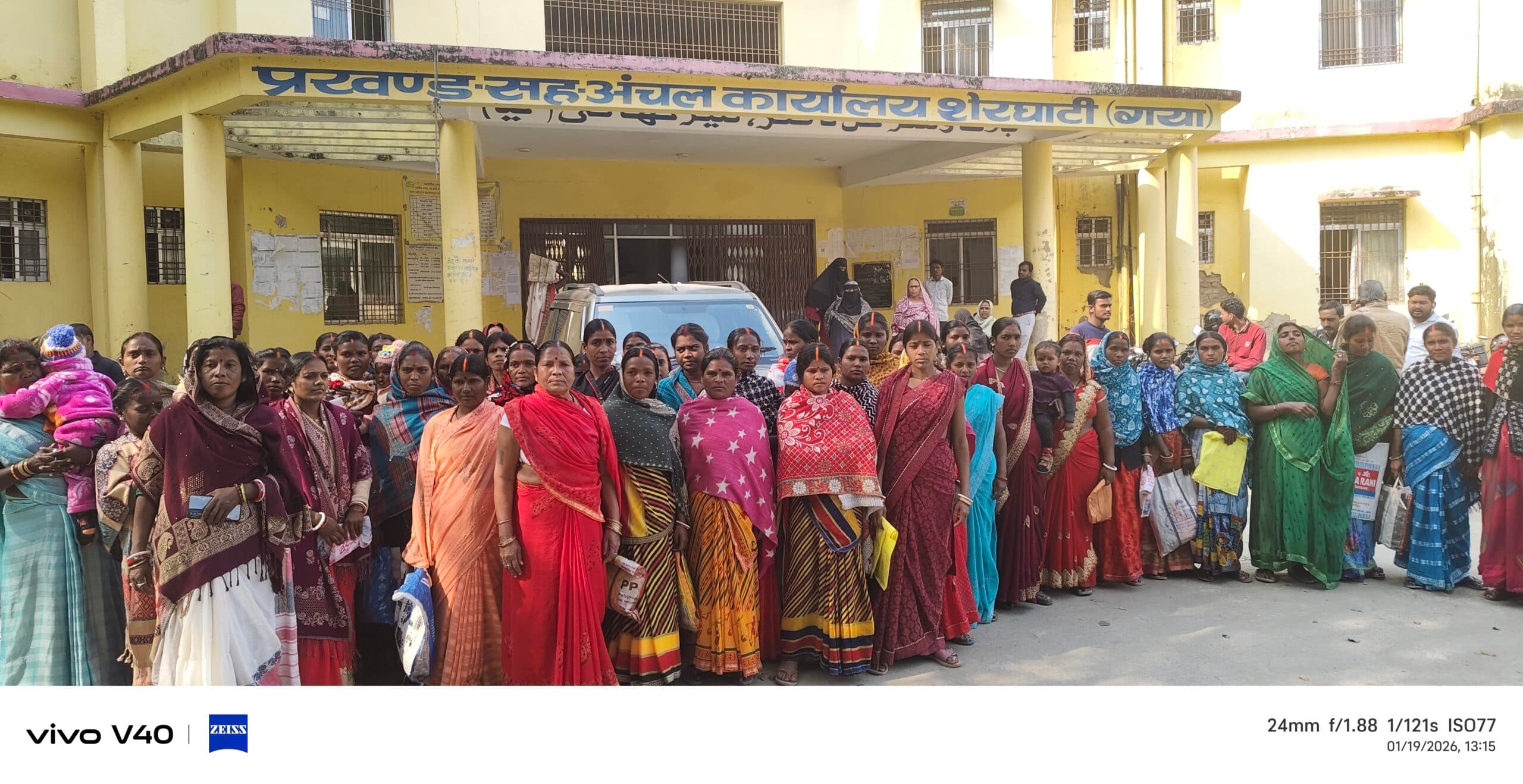 आवास योजना में अनियमितता का आरोप