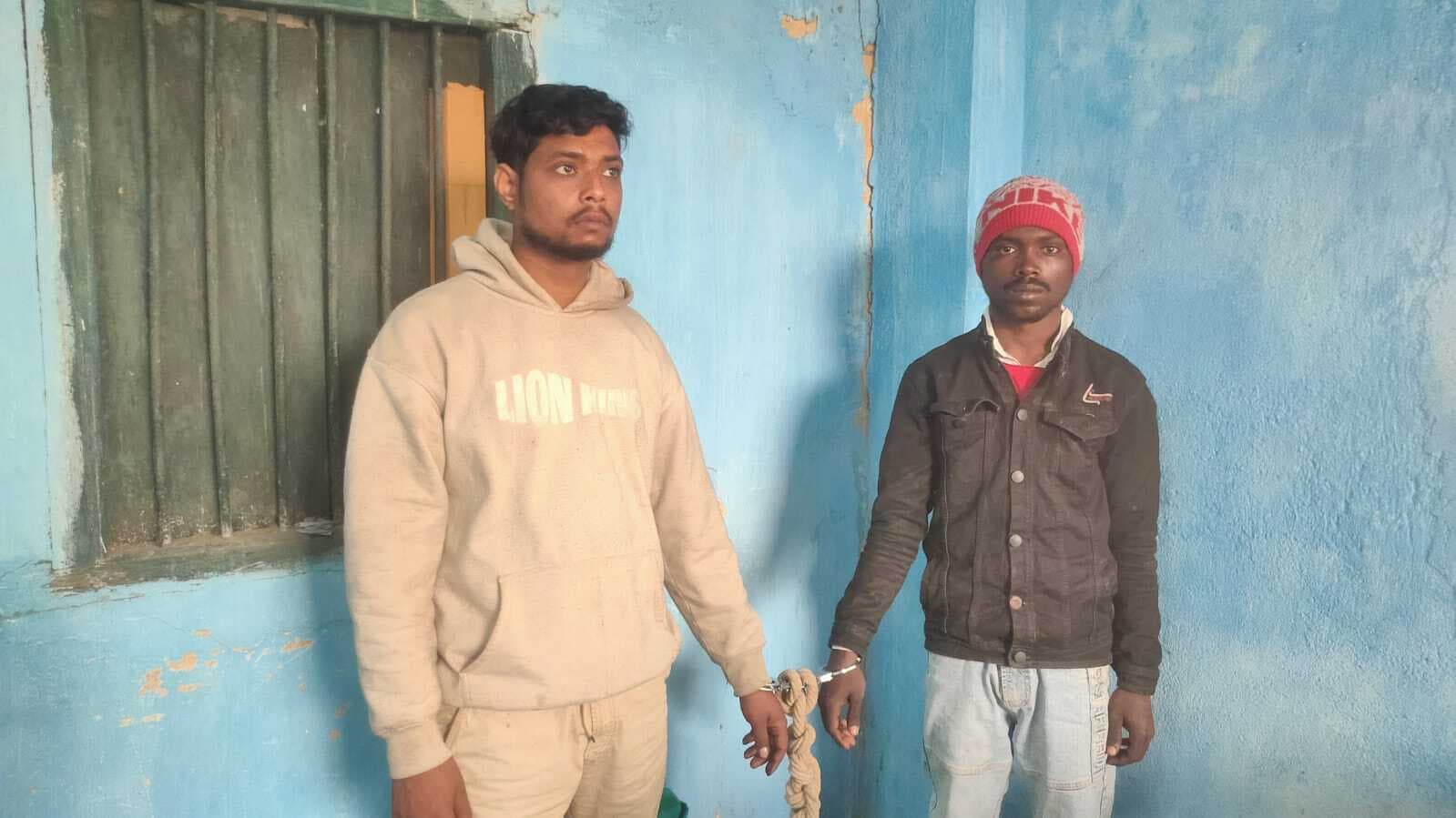 भागलुपर से ट्रैक्टर चोरी कर शंभुगंज में बेचने गये थे चोर