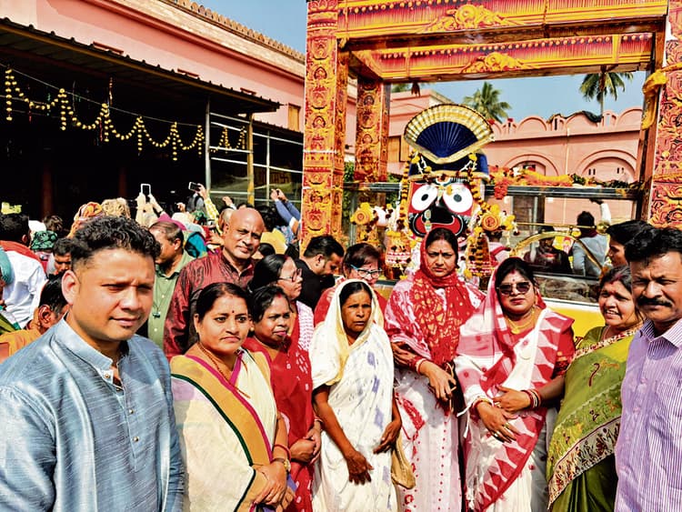 Rourkela News: 986 ग्राम सोना व 2.50 किलो चांदी से निर्मित धनुष प्रभु श्रीराम के चरणों में किया जायेगा अर्पित