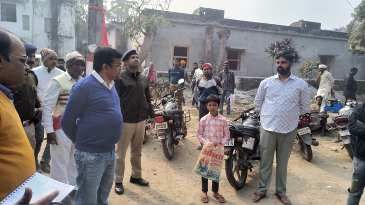 कार्यालय पहुंच आयुक्त ने मौके पर सुनी फरियादियों की समस्याएं