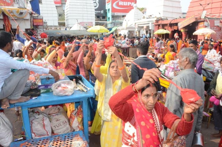 Deoghar News : बसंत पंचमी के दिन नहीं होगा वीआइपी दर्शन, सुबह 3:05 बजे खुलेगा बाबा मंदिर का पट