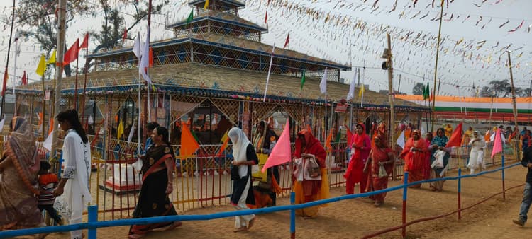 भागवत कथा को भाव से सुनना चाहिए, भार से नहीं : जीयर स्वामी