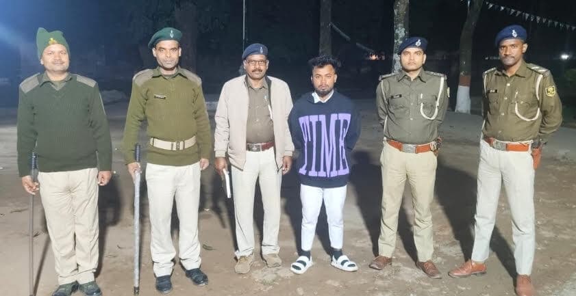 मारपीट का नामजद आरोपित गिरफ्तार