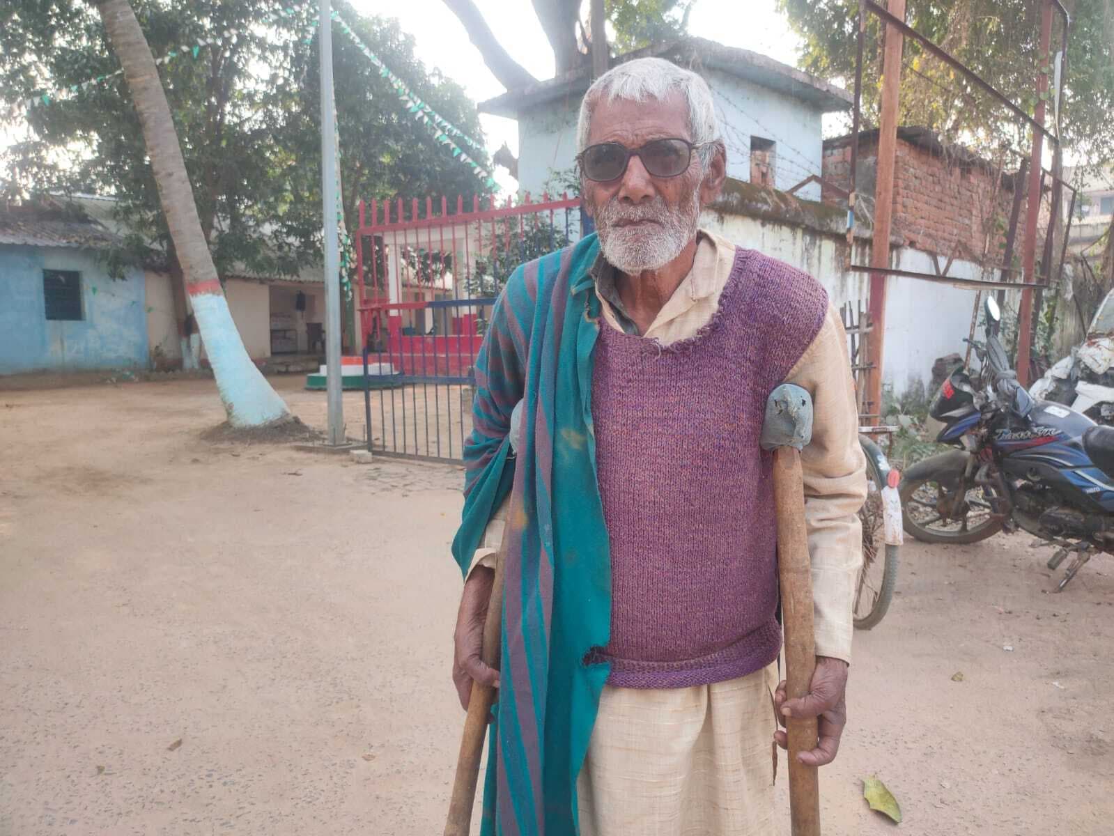 जमीन विवाद को लेकर वृद्ध के साथ मारपीट, थाना में शिकायत