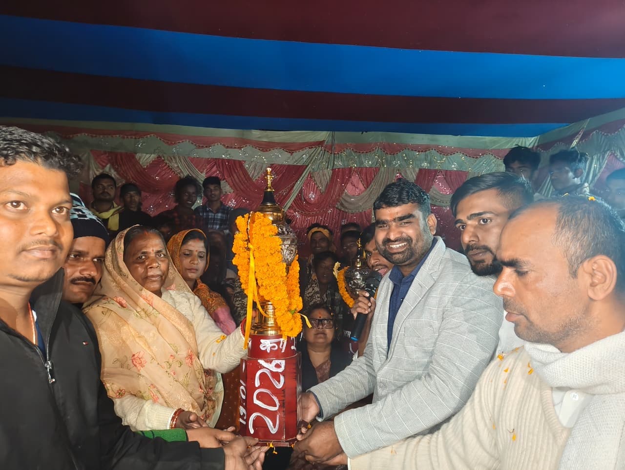 स्वामी छोटेलाल टूर्नामेंट के फाइनल में सिमरी बख्तियारपुर टीम ने खिताबी शील्ड पर जमाया कब्जा