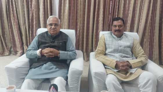 आत्मनिर्भरता का सशक्त कवच है स्वदेशी जागरण मंच का अभियान : सतीश