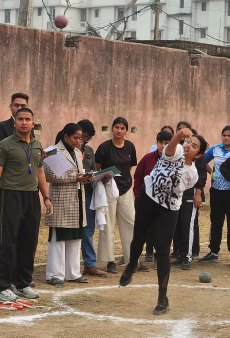 नारायण युवोत्सव में एथलेटिक्स का शानदार प्रदर्शन