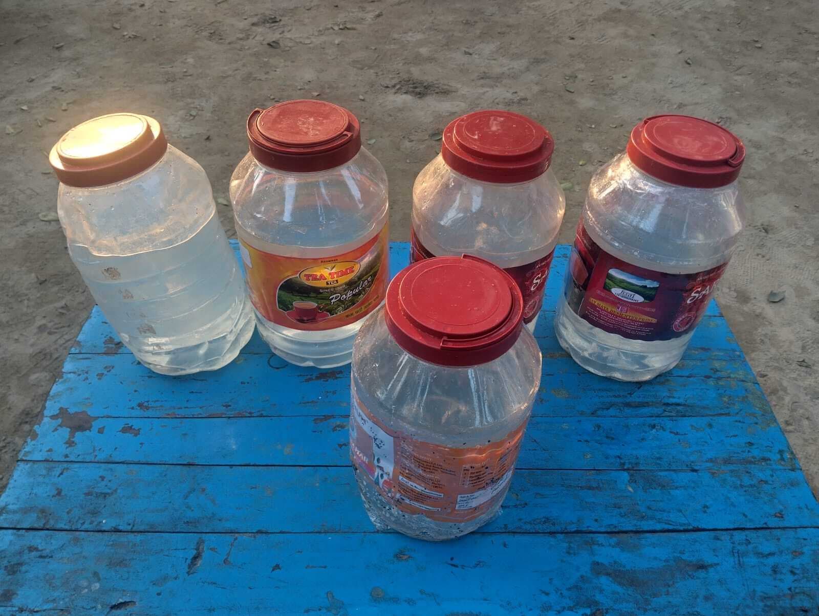 शराब के साथ महिला तस्कर गिरफ्तार