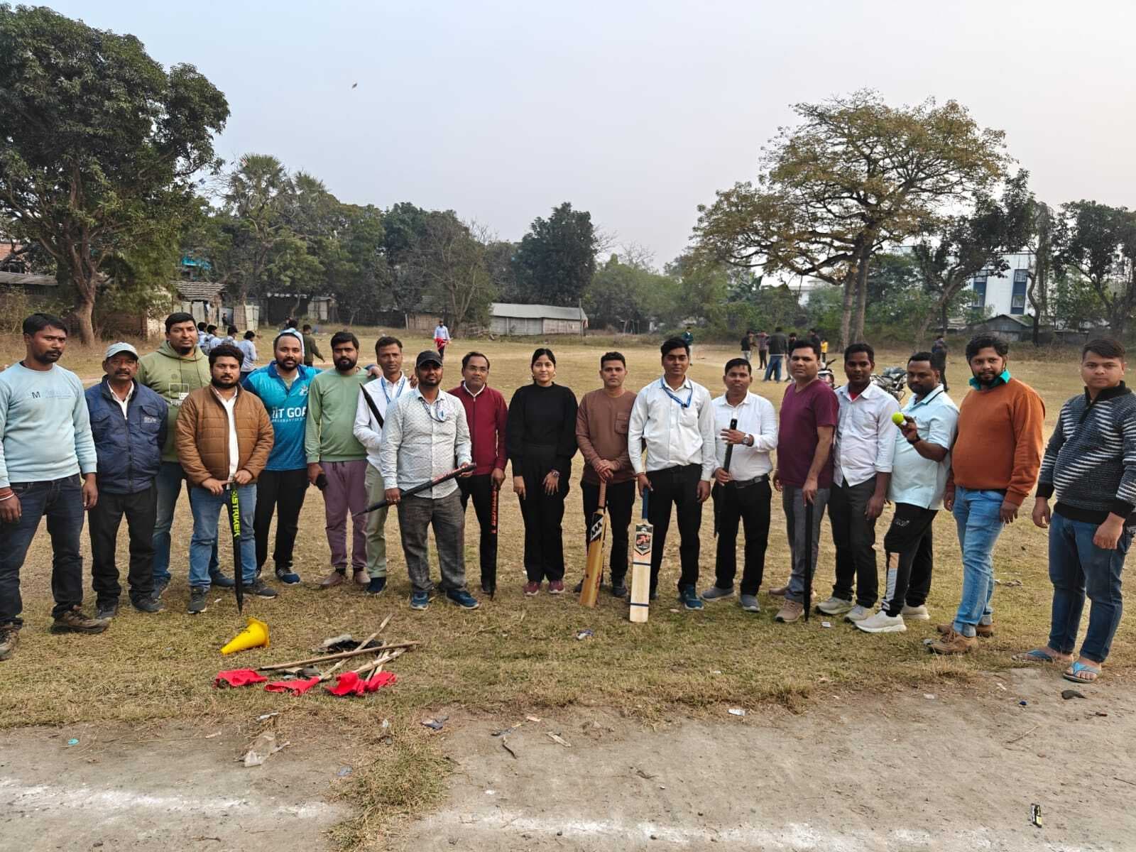 रोमांचक मुकाबले में टग ऑफ वार में मोजीबी की टीम बनी विजेता