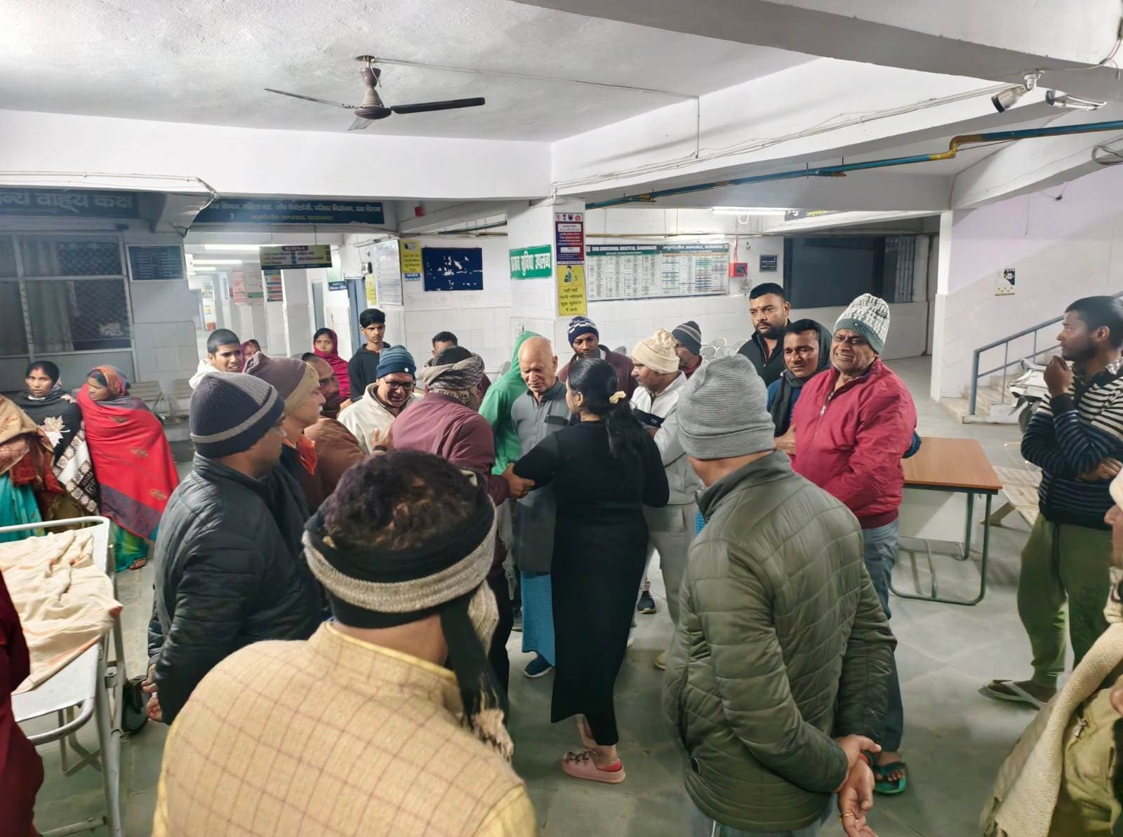 Auranhabad News : दाउदनगर में श्राद्ध कार्यक्रम से लौट रहे चाचा-भतीजे की मौत