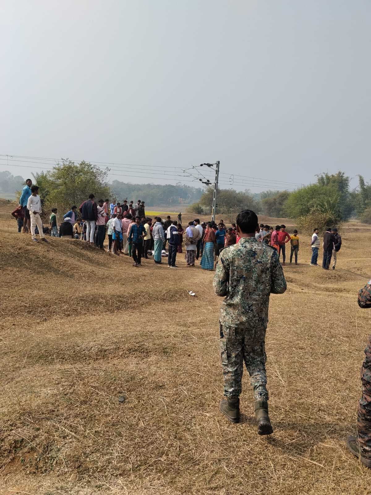 सोनारायठाढ़ी: रेल पटरी पर मिला युवक का क्षत-विक्षत शव