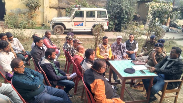 Madhubani News : सरस्वती पूजनोत्सव के लिए लाइसेंस लेना अनिवार्य