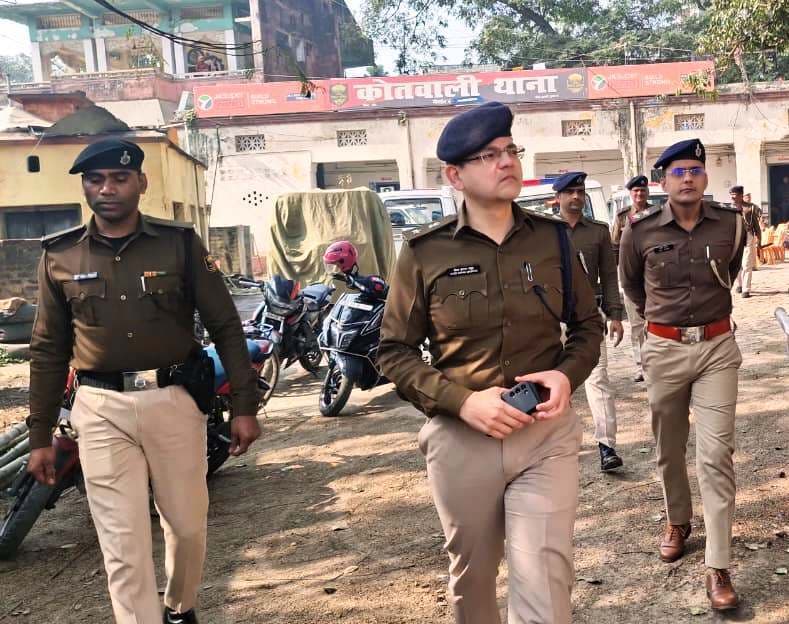 कोतवाली थाना का एसपी ने किया निरीक्षण, पुलिस गश्ती को प्रभावी बनाने का दिया निर्देश