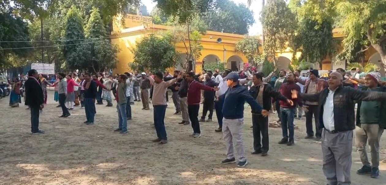 hajipur news. गणतंत्र दिवस पर सभी स्कूलों में परेड करेंगे स्काउट-गाइड