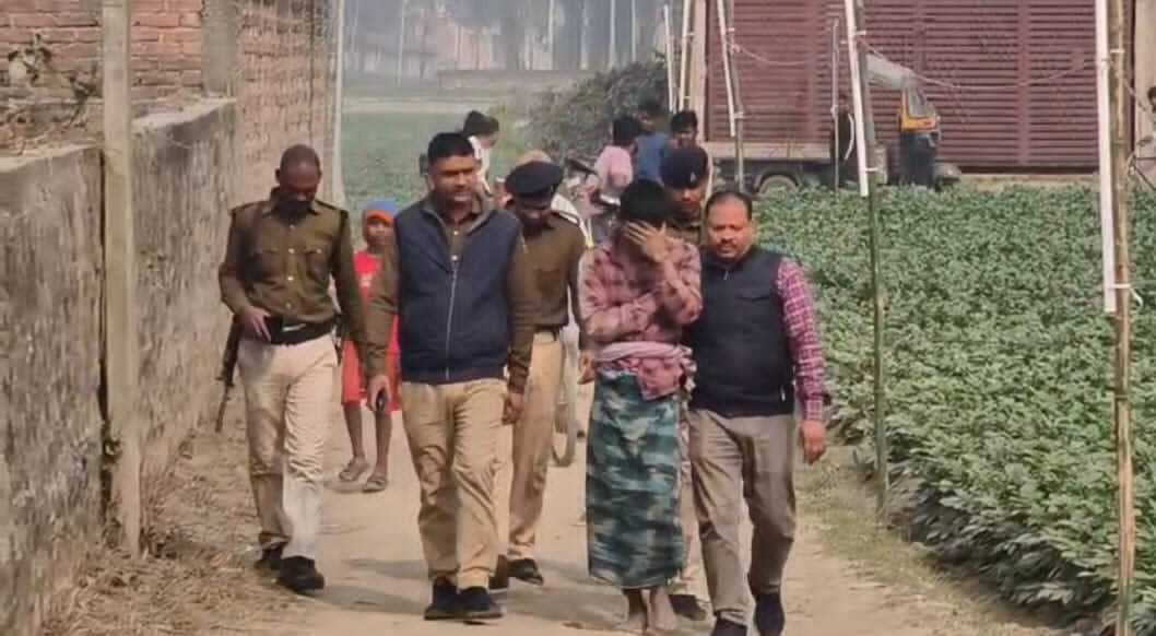 चाय दुकान की आड़ में चल रहा था देह व्यापार का धंधा