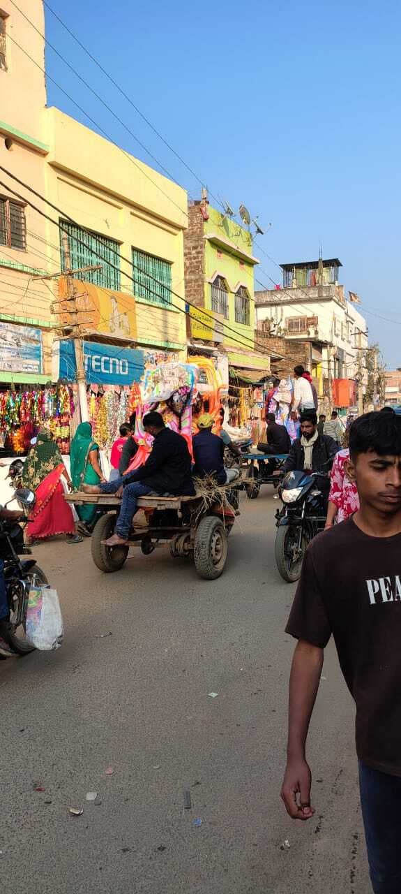 मां सरस्वती की आराधना में डूबा क्षेत्र, शिक्षण संस्थानों से लेकर घर-घर तक दिखा उत्सव का उल्लास
