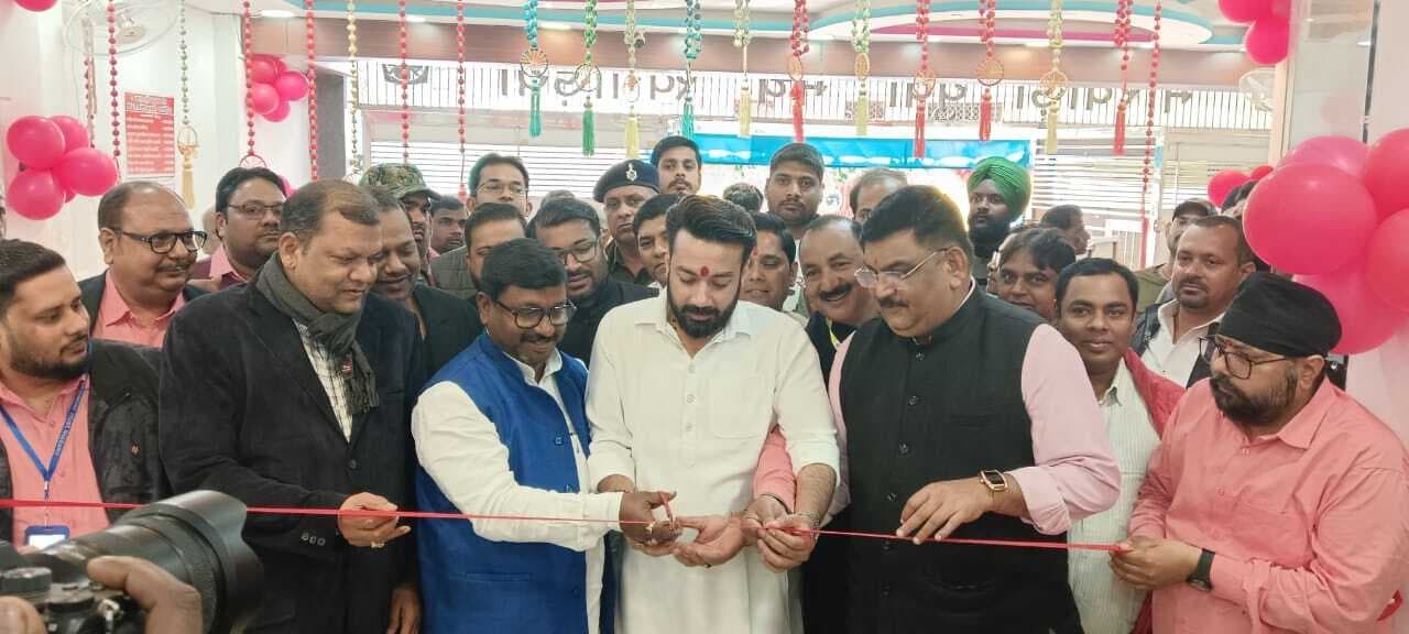 ह्यूमैनिटी ब्लड डोनर्स स्थापना दिवस पर 172 ने किया रक्तदान