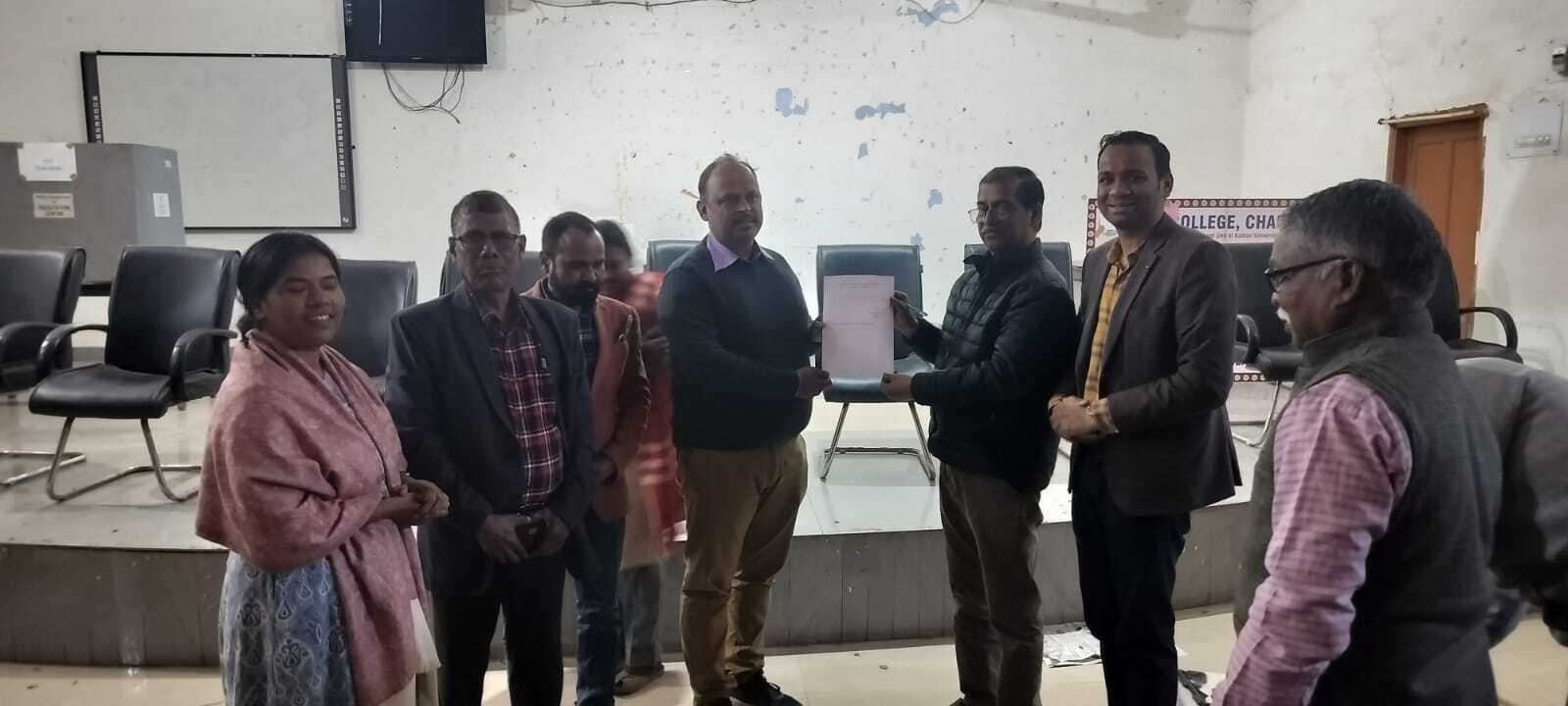 Chaibasa News : महिला कॉलेज से डॉ डोरिस व टाटा कॉलेज से डॉ ब्रजेश बने सीनेट सदस्य