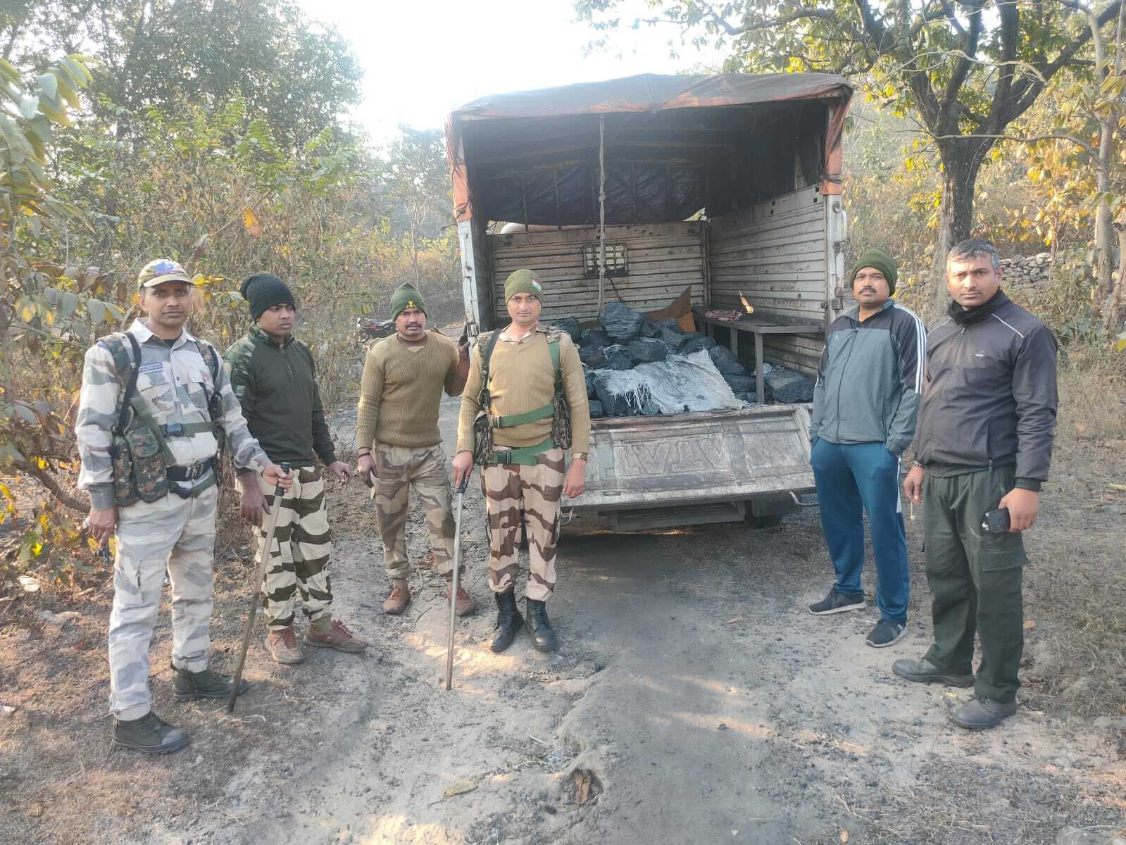 Bokaro News : सीआइएसएफ ने 6 टन अवैध कोयला किया जब्त