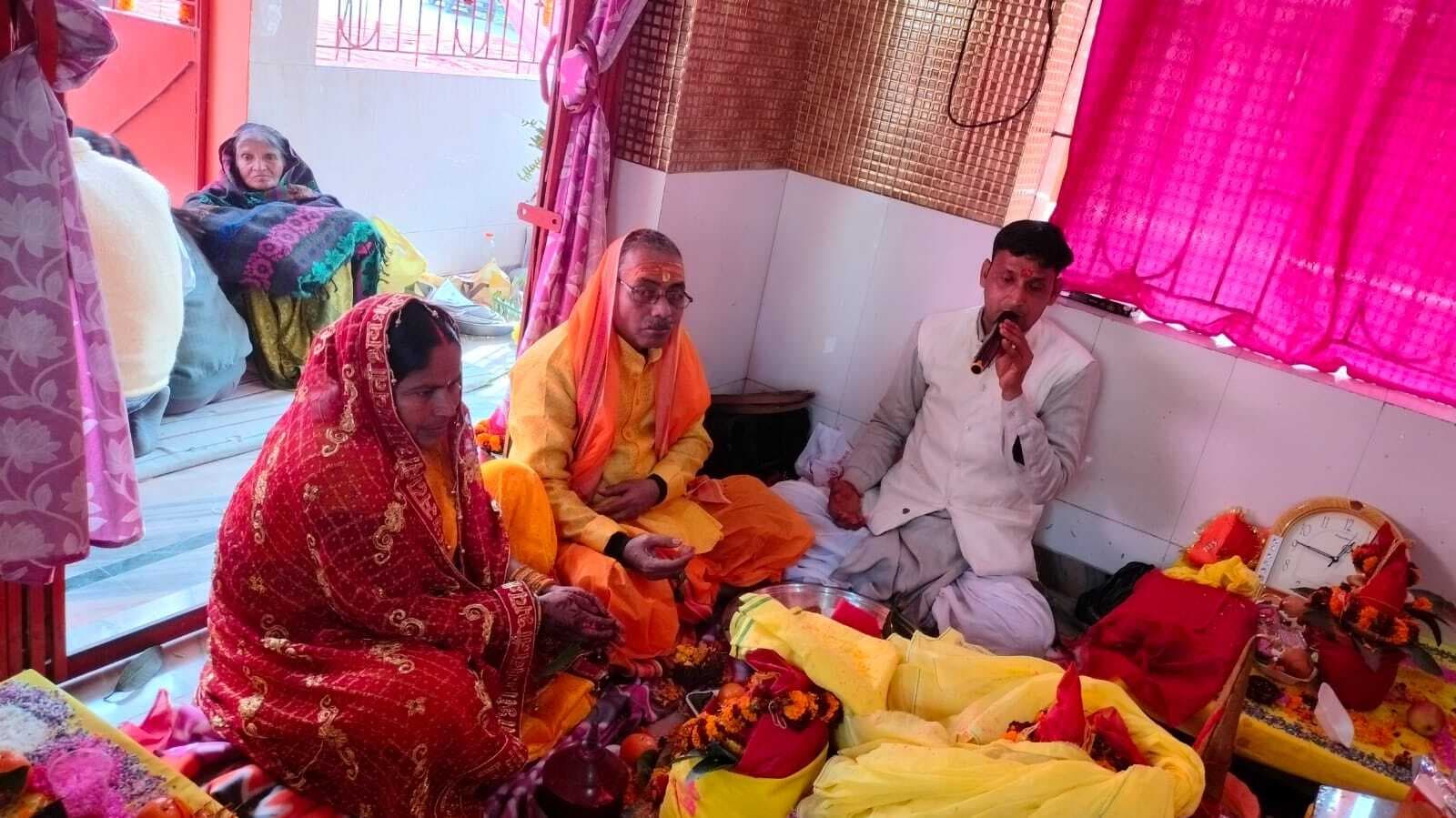 थावे थाना परिसर के पंचमुखी हनुमान मंदिर में अखंड अष्टयाम से गूंजा हरिनाम