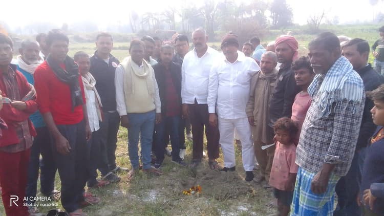 Samastipur News:बेलारी में पंचायत सरकार भवन का मुखिया ने किया भूमि पूजन