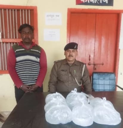 16.5 लीटर चुलाई शराब के साथ एक गिरफ्तार