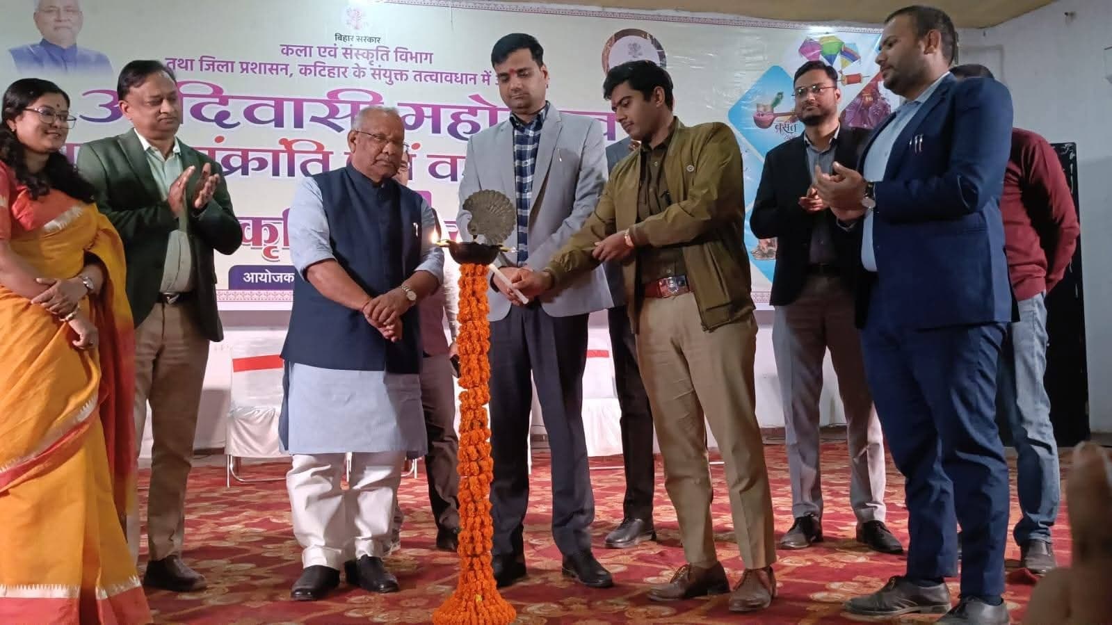 आदिवासी समुदाय के सशक्तिकरण पर जोर